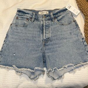 Abercrombie Shorts size 24 Curve Love